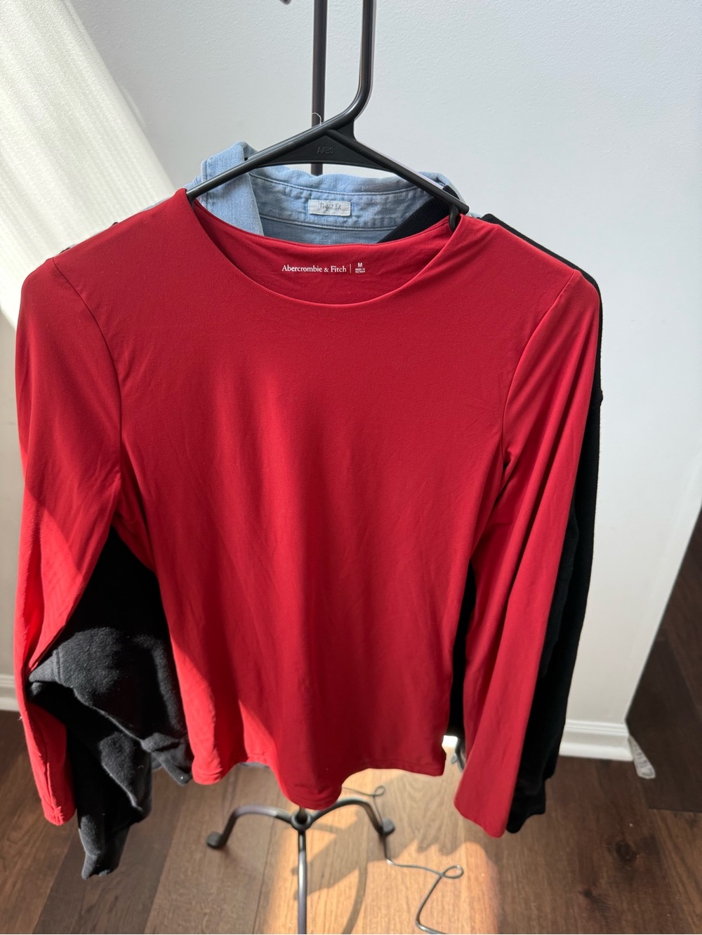 Abercrombie & Fitch Red Long Sleeve Tee